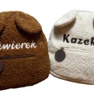 Puszysty, personalizowany imieniem plecak z uszkami